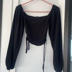 Long sleeve black crop top